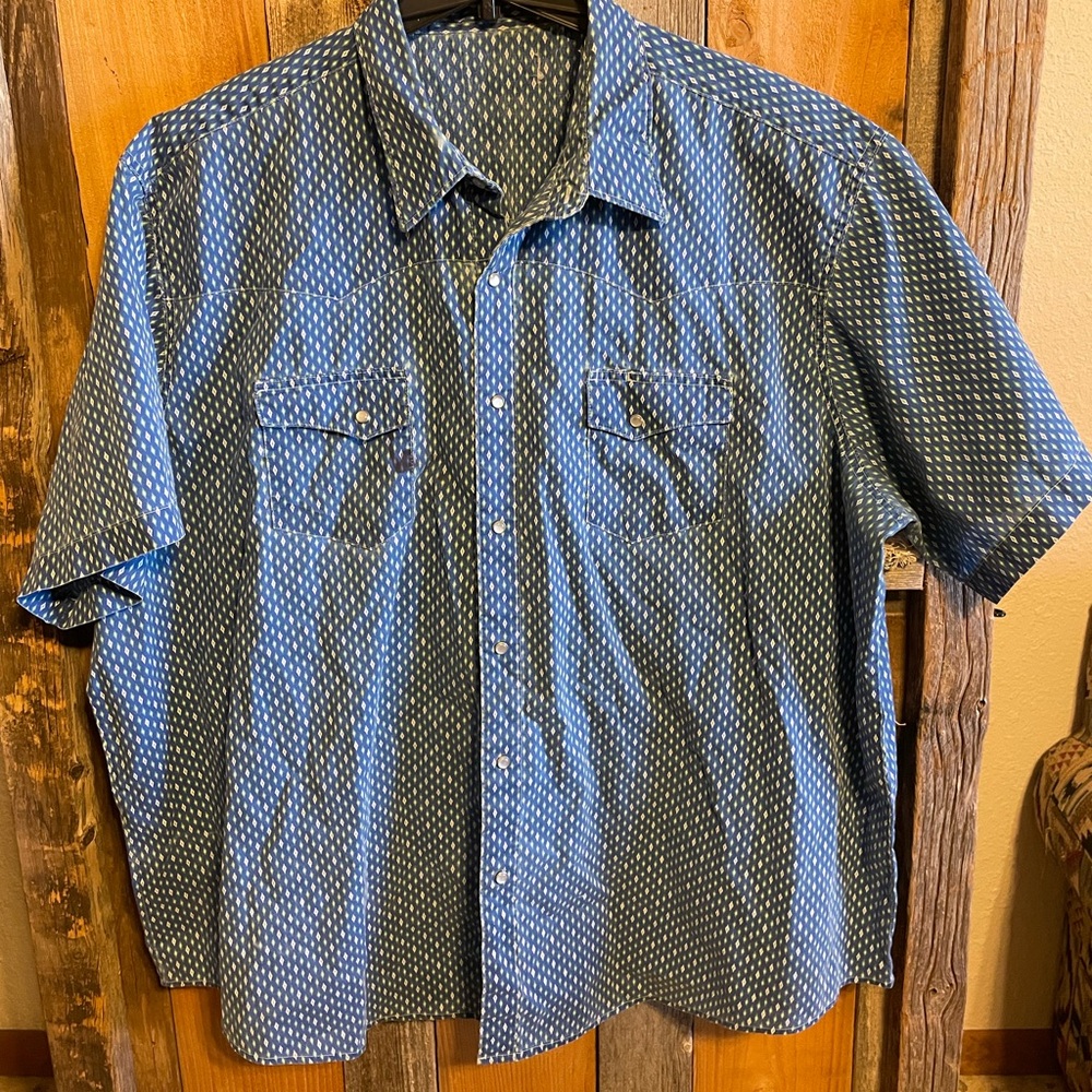 Geometric Patterned Shirt - image 2